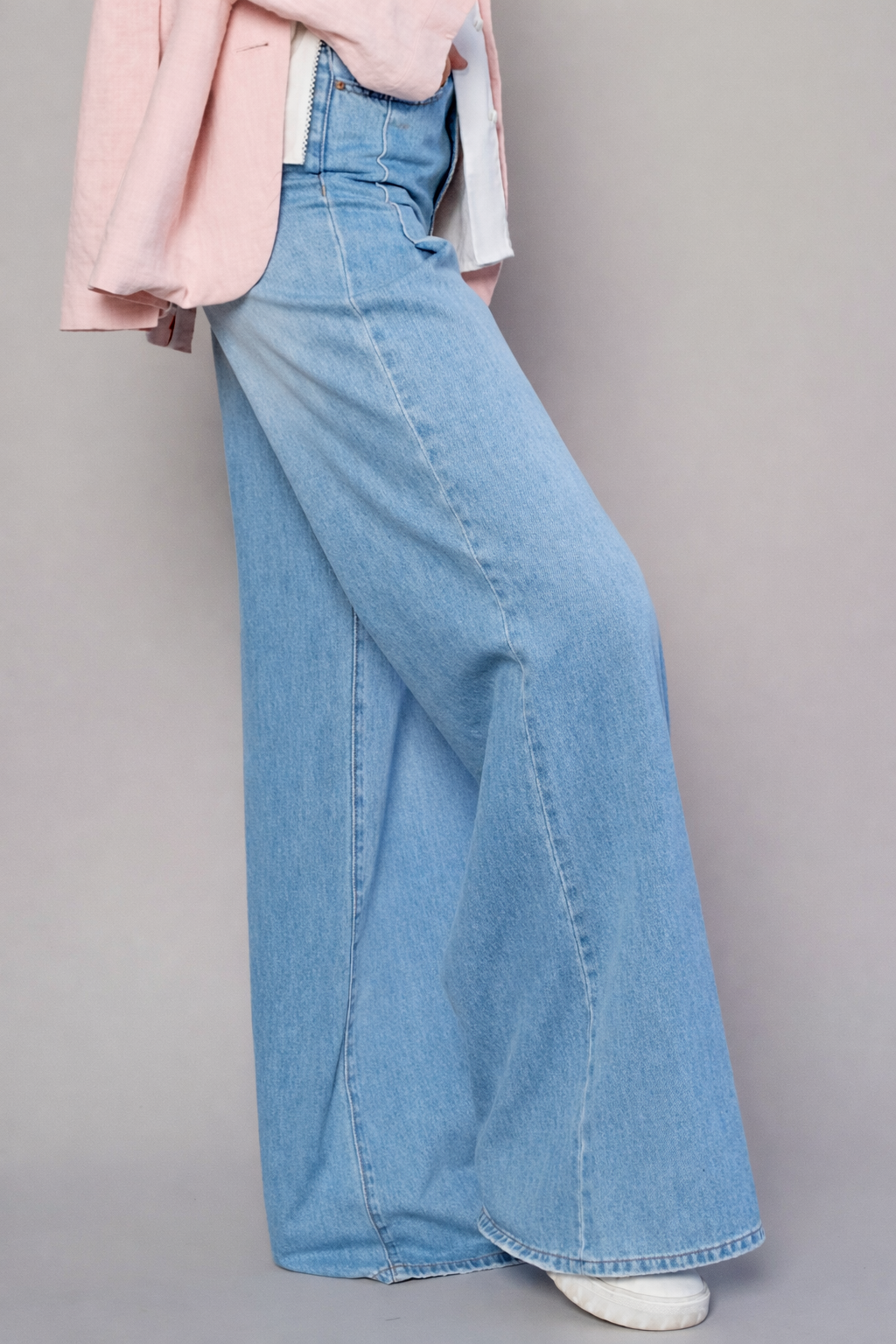 The Valencia Super Wide Leg Jean